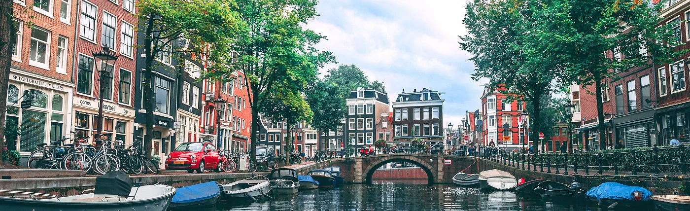 Looking down an amsterdam canal